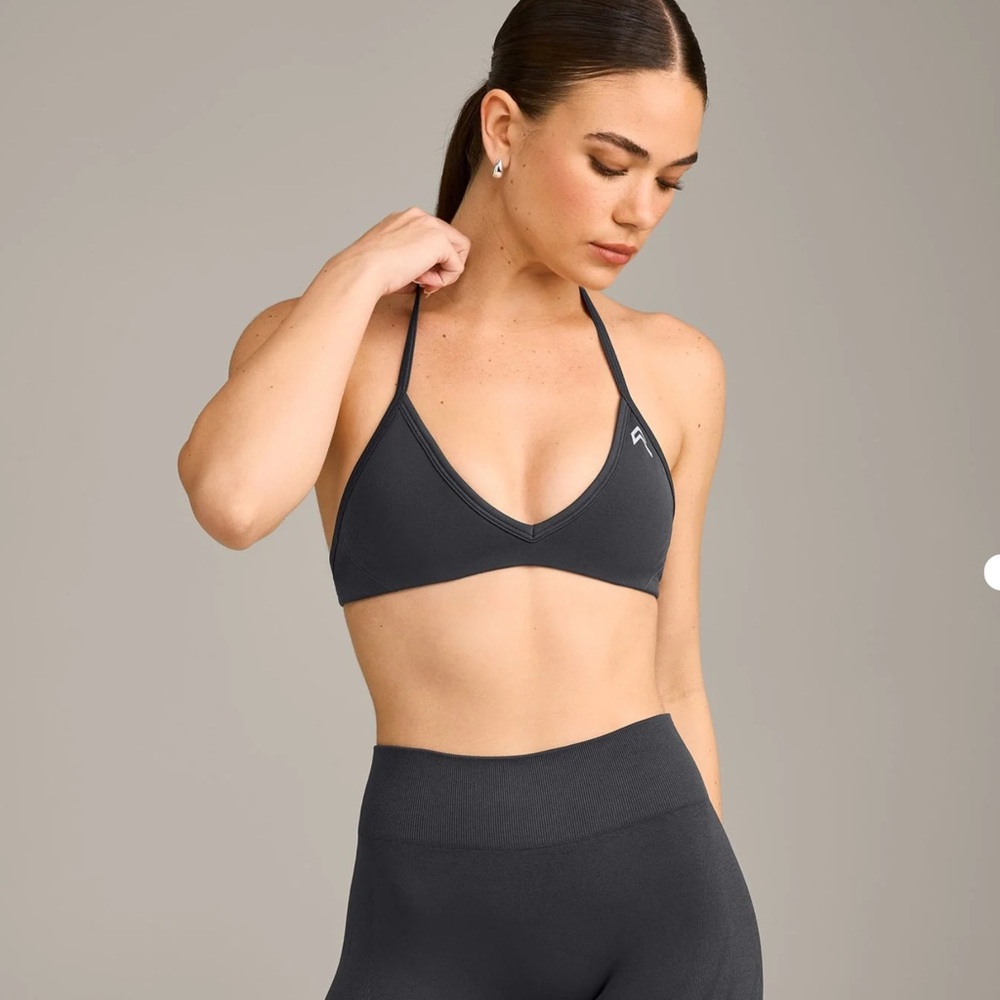 Oner Active -  ENHANCELIFT SEAMLESS MINIMAL HALTER NECK BRALETTE WITH GRAY LOGO